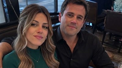 أكلو بي ٢٠ألف وهربوا ولما قلبنا الترابيزه لقينا موبايل بنت مخطوفه حصري لموقع لمحه 